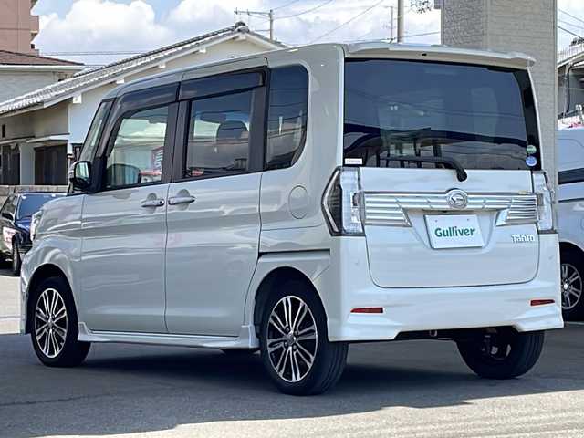 ダイハツ タント カスタム RS トップED SA Ⅲ 愛媛県 2017(平29)年 9.8万km パールホワイトⅢ 純正メモリナビ/（CD/DVD/SD/USB/BT/フルセグTV）/スマートキー/プッシュスタート/スマートアシスト３/バックカメラ/運転席シートヒーター/ハーフレザーシート/両側パワースライドドア/前方ドライブレコーダー/電動核のミラー/ステアリングスイッチ/レザーステアリング