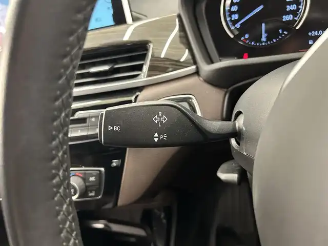 ＢＭＷ Ｘ１ xDrive 20i Xライン 岡山県 2018(平30)年 0.6万km ミネラルホワイト アドバンスドアクティブセーフティパッケージ/コンフォートアクセス/ACC/HUD/オートマチックテールゲート/ブラウンレザーシート/シートヒーター/電動シート/純正ナビ/Bカメラ