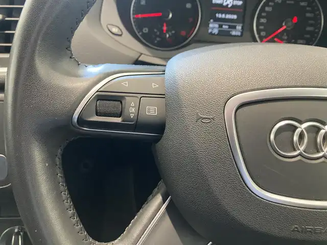 アウディ Ｑ３ 1．4 TFSI 熊本県 2015(平27)年 6.1万km ベージュ ・スマートキー/・プッシュスタート/・パーキングエイド/・ドライバー疲労警告/・純正HDDナビ/　【DVD・Bluetooth・SD・MSV】/・フルセグTV/・バックカメラ/・ETC/・ドライブレコーダー(前後録画)/・パワーバックドア/・革調シートカバー/・HIDヘッドランプ/・純正マット/・純正バイザー