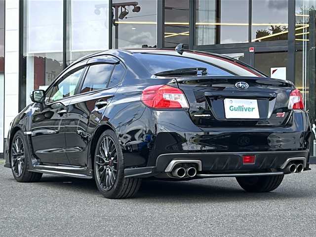 スバル ＷＲＸ ＳＴＩ STI 大阪府 2014(平26)年 6.3万km クリスタルブラックシリカ アプライドA型/ターボ　４ＷＤ　社外ナビ　ＣＤ　ＤＶＤ　ＢＴ　フルセグＴＶ　バックカメラ　　ドラレコ　　革シート　前席シートヒーター　　前席パワーシート　　オートライト　ＥＴＣ　スマートキー