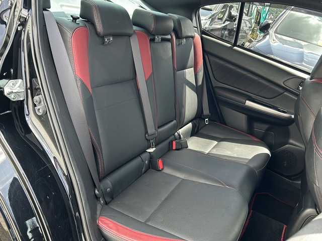 スバル ＷＲＸ ＳＴＩ STI 大阪府 2014(平26)年 6.3万km クリスタルブラックシリカ アプライドA型/ターボ　４ＷＤ　社外ナビ　ＣＤ　ＤＶＤ　ＢＴ　フルセグＴＶ　バックカメラ　　ドラレコ　　革シート　前席シートヒーター　　前席パワーシート　　オートライト　ＥＴＣ　スマートキー