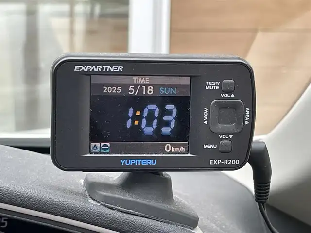 日産 セレナ HWS S HV Vセレ +Sefty Aセーフ 宮崎県 2014(平26)年 8.9万km ブリリアントホワイトパール 純正ナビ/メモリナビ/フルセグテレビ/バックカメラ/全周囲カメラ/フリップダウンモニター/アイドリングストップ/クルーズコントロール/プッシュスタート/両側パワースライドドア/ETC/100V電源/純正16インチアルミ