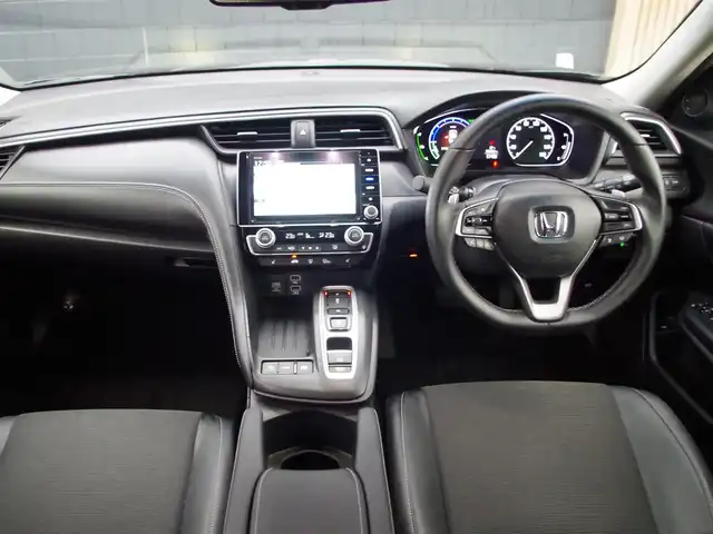 ホンダ インサイト EX 埼玉県 2020(令2)年 8.7万km クリスタルブラックパール 純正ディスプレイオーディオ/ホンダセンシング/　衝突軽減ブレーキ/　誤発進抑制機能/　後方誤発進抑制機能/　先行車発進お知らせ機能/　オートハイビーム/　パーキングセンサーシステム/ブラインドスポットモニター/アダクティブクルーズコントロール/ETC2.0/フルセグ/パワーシート/シートヒーター/ドライブレコーダー/バックカメラ/パドルシフト