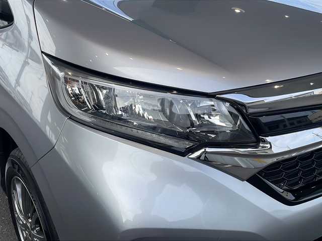 ホンダ フリード G ホンダセンシング 福島県 2022(令4)年 1.3万km ルナシルバーM ワンオーナー車/純正ナビ/　DISC・USB・FM＆AM/プッシュスタート/スマートキー/スペアキー/クルーズコントロール追従あり/ドライブレコーダー前後/バックカメラ/純正エンジンスターター/電格ミラー/ステアリングリモコン/レーンキープアシスト/オートライト/コーナーセンサー/両側パワースライドドア/純正フロアマット/両席シートヒーター