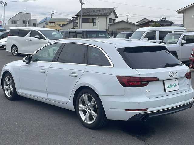 アウディ Ａ４ アバント2．0TFSIスポーツ 香川県 2018(平30)年 5.7万km パール 純正ナビ/バーチャルコクピット/バックカメラ/ＬＥＤヘッドライト/レーダークルーズ/コーナーセンサー/パワーバックドア/プッシュスタート/ＥＴＣ/パワーシート