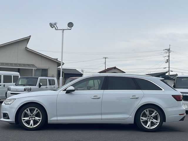 アウディ Ａ４ アバント2．0TFSIスポーツ 香川県 2018(平30)年 5.7万km パール 純正ナビ/バーチャルコクピット/バックカメラ/ＬＥＤヘッドライト/レーダークルーズ/コーナーセンサー/パワーバックドア/プッシュスタート/ＥＴＣ/パワーシート