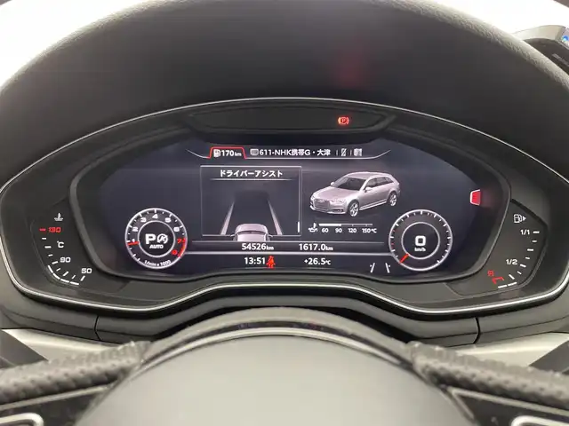 アウディ Ａ４ アバント 2.0TFSIクワトロスポーツ 滋賀県 2017(平29)年 5.5万km クォーツグレーM 純正7インチナビ/・TV・Bluetooth・CD・AUX/全方位カメラ/プレミアムサウンド(bang&olufsen)/パーキングセンサー/パーキングアシスト/クルーズコントロール/横滑り防止機能/前後ドライブレコーダー/ビルトインETC/パドルシフト/ステアリングスイッチ/電子パーキング機能/ブレーキホールド機能/GPSレシーバー