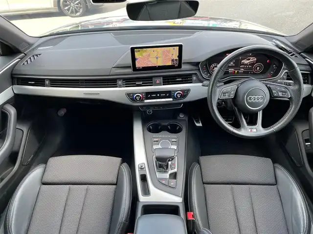 アウディ Ａ４ アバント 2.0TFSIクワトロスポーツ 山梨県 2017(平29)年 5.5万km クォーツグレーM Bang＆Olufsen /マトリクスLED /アシスタンス/純正ＭＭＩナビ/全周囲カメラ/ＢＴ/フルセグ/ＣＤ/ＤＶＤ/バーチャルＣ/ＡＣＣ/ＢＳＡ/ＬＫＡ/Ａライト/Ａハイビーム/黒半革/シートＨ/Ｐシート/Ｐバックドア/前後ドラレコ/ＥＴＣ/保証書