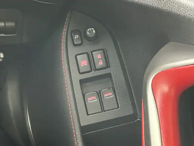 トヨタ ８６ GT 愛知県 2012(平24)年 6.3万km サテンホワイトパール 禁煙車/7インチナビ/（Bluetooth/CD/DV/フルセグTV) /【品番：CN-H510D】/ETC/純正17インチアルミホイール/横滑り防止装置/純正フロアマット/LEDヘッドライト/オートライト/フォグランプ/MTモード付AT/パドルシフト/スペアタイヤ【スタッドレスアルミホイール4本】/オートエアコン/パワーウインドウ