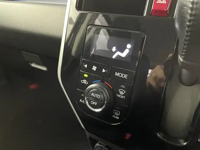 トヨタ ルーミー カスタムG－T 福井県 2019(平31)年 5.3万km レーザーブルークリスタルシャイン 純正9インチナビ 型番：NSZT-Y68T/【CD/DVD/AMFM/BT/TV】/バックカメラ/両側パワースライドドア/クルーズコントロール/LEDヘッドライト/LEDフォグランプ/オートライト/前後コーナーセンサー/前後ドライブレコーダー/後席サンシェード/スマートアシストII/前席シートヒーター