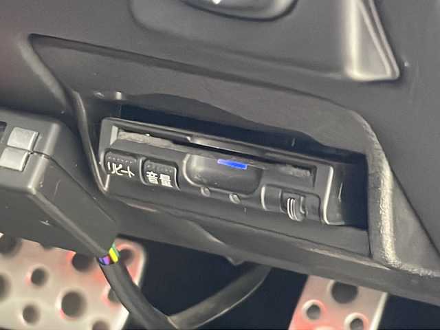 スバル インプレッサ ＷＲＸ STI A－Line 秋田県 2011(平23)年 8.3万km サテンホワイトパール 社外ナビ　フルセグＴＶ　スマートキー　　ＥＴＣ　プッシュスタート　純正フロアマット　運転席パワーシート　レザーシート　横滑り防止装置　ＬＥＤヘッドライト　フォグライト　ライトレベライザー　電格ミラー