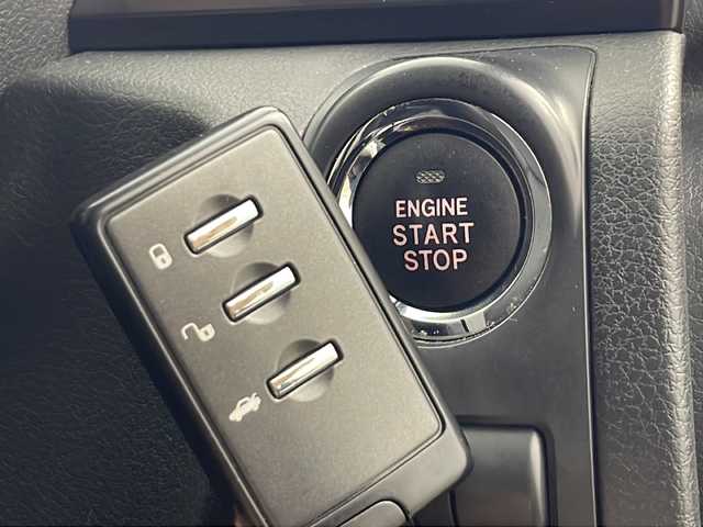 スバル インプレッサ ＷＲＸ STI A－Line 秋田県 2011(平23)年 8.3万km サテンホワイトパール 社外ナビ　フルセグＴＶ　スマートキー　　ＥＴＣ　プッシュスタート　純正フロアマット　運転席パワーシート　レザーシート　横滑り防止装置　ＬＥＤヘッドライト　フォグライト　ライトレベライザー　電格ミラー