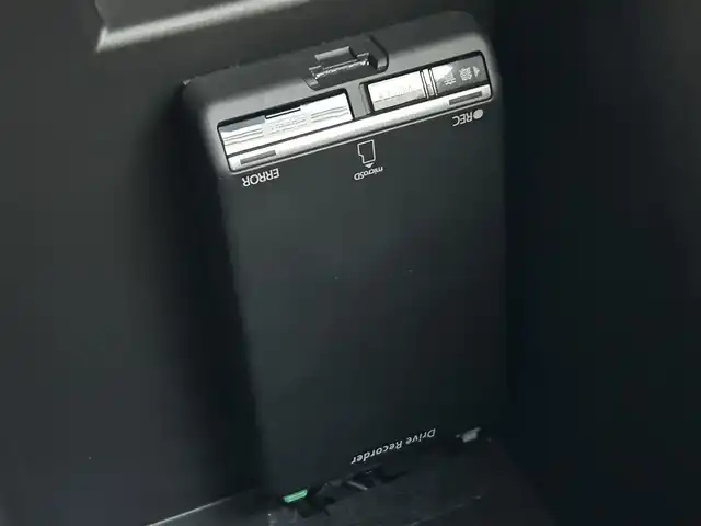 スバル インプレッサ スポーツ 2．0i－S アイサイト 大阪府 2017(平29)年 4.7万km アイスシルバーメタリック ワンオーナー/社外8インチSDナビ（Panasonic CN-LR820DFC)/BT/CD/DVD/フルセグTV/アイサイトver3/レーンキープアシスト/追従機能付きクルーズコントロール/ADB (アダプティブドライビングビーム）/プリクラッシュブレーキ/リヤビークルディティクション/アイサイト専用フロントドライブレコーダー/パドルシフト/パワーシートD/N席/ナノイー空気清浄機/歩行者保護エアバック/前後フォグランプ/純正フロアマット/純正18インチAW/LEDヘッドライト/スペアキー/ETC2.0