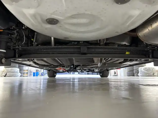 トヨタ シエンタ ハイブリッド G クエロ 滋賀県 2018(平30)年 4.8万km クールボルドーガラスフレーク 社外ナビ/【CD.DVD.Bluetooth.フルセグTV】/バックカメラ/衝突軽減ブレーキ/ビルトインETC/前後ドライブレコーダー/ハーフレザーシート/前席シートヒーター/HIDヘッドライト/オートライト/オートハイビーム/両側電動スライドドア/スマートキー/スペアキー