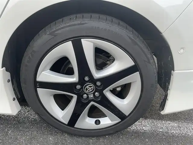 トヨタ プリウス A ツーリングセレクション 長崎県 2018(平30)年 7.6万km ホワイトパールクリスタルシャイン 社外SDナビ/・AM/FM/BT/CD/DVD/HDMI/フルセグTV/バックカメラ/モデリスタエアロ/ステアリングスイッチ/クルーズコントロール/HUD/プリクラッシュセーフティ/コーナーセンサー/BSM/ふらつき検知/ビルトインETC/前席シートヒーター/前方ドライブレコーダー/フロアマット/取扱説明書/スペアキー/エンジンスターター