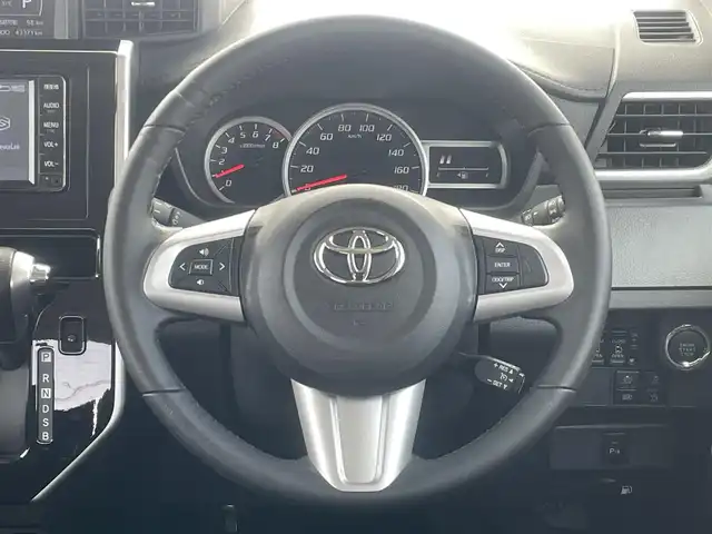 トヨタ ルーミー カスタムG 福岡県 2019(令1)年 4.4万km ブライトシルバーM スマートアシスト/衝突軽減/レーンアシスト/クリアランスソナー/クルーズコントロール/純正ナビ（ＮＳＣＮ－Ｗ６８）/ワンセグTV/CD/BT/AM/FM/AUX/全周囲カメラ/両側パワースライドドア/社外ＡＷ/ＬＥＤオートライト/オートハイビーム/フォグランプ/アイドリングストップ/スマートキー/プッシュスタート/ロールサンシェード