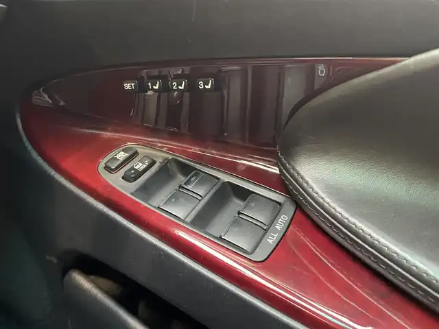 レクサス ＧＳ 450h バージョンL 埼玉県 2006(平18)年 17.7万km プレミアムライトブルー /サンルーフ//純正HDDナビ//バックカメラ//レザーシート//前2席パワーシート//前2席シートヒーター//前2席エアシート//クルーズコントロール//ビルトインETC//スマートキー//キセノン//PCS 衝突軽減ブレーキ//クリアランスソナー//W.サイドエアバッグ//カーテン.ニーエアバッグ//ABS//横滑り防止装置//電動リヤシェード//オートライト//Fフォグランプ//スモークフィルム//純正18インチAW//新車時保証書//取扱説明書//ナビ取説