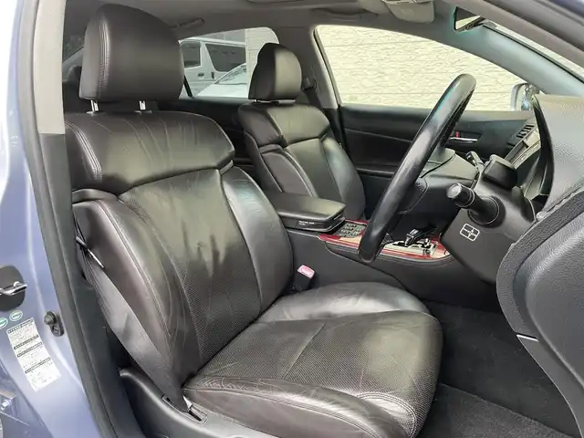 レクサス ＧＳ 450h バージョンL 埼玉県 2006(平18)年 17.7万km プレミアムライトブルー /サンルーフ//純正HDDナビ//バックカメラ//レザーシート//前2席パワーシート//前2席シートヒーター//前2席エアシート//クルーズコントロール//ビルトインETC//スマートキー//キセノン//PCS 衝突軽減ブレーキ//クリアランスソナー//W.サイドエアバッグ//カーテン.ニーエアバッグ//ABS//横滑り防止装置//電動リヤシェード//オートライト//Fフォグランプ//スモークフィルム//純正18インチAW//新車時保証書//取扱説明書//ナビ取説