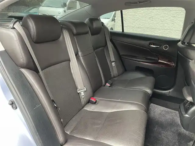 レクサス ＧＳ 450h バージョンL 埼玉県 2006(平18)年 17.7万km プレミアムライトブルー /サンルーフ//純正HDDナビ//バックカメラ//レザーシート//前2席パワーシート//前2席シートヒーター//前2席エアシート//クルーズコントロール//ビルトインETC//スマートキー//キセノン//PCS 衝突軽減ブレーキ//クリアランスソナー//W.サイドエアバッグ//カーテン.ニーエアバッグ//ABS//横滑り防止装置//電動リヤシェード//オートライト//Fフォグランプ//スモークフィルム//純正18インチAW//新車時保証書//取扱説明書//ナビ取説