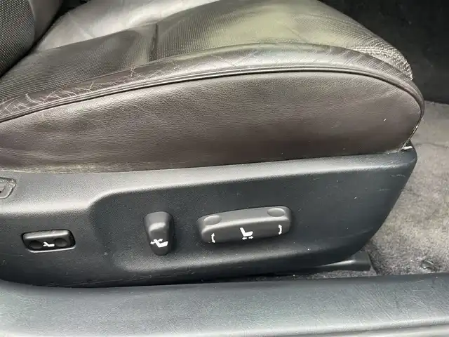 レクサス ＧＳ 450h バージョンL 埼玉県 2006(平18)年 17.7万km プレミアムライトブルー /サンルーフ//純正HDDナビ//バックカメラ//レザーシート//前2席パワーシート//前2席シートヒーター//前2席エアシート//クルーズコントロール//ビルトインETC//スマートキー//キセノン//PCS 衝突軽減ブレーキ//クリアランスソナー//W.サイドエアバッグ//カーテン.ニーエアバッグ//ABS//横滑り防止装置//電動リヤシェード//オートライト//Fフォグランプ//スモークフィルム//純正18インチAW//新車時保証書//取扱説明書//ナビ取説