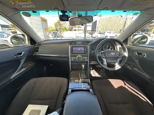 トヨタ マークＸ 250G 愛知県 2012(平24)年 4.2万km ホワイトパールクリスタルシャイン ワンオーナー/純正SDナビ(FM/AM/CD/DVD/BT/DS/フルセグ)/バックカメラ/パワーシート(D席)/ドライブレコーダー/HIDヘッドライト/フォグランプ/純正AW16インチ/電動格納ミラー/純正フロアマット/ETC/ドアバイザー/プッシュスタート/スマートキー・スペアキー１本/ステアリングリモコン/ABS/取扱説明書・保証書