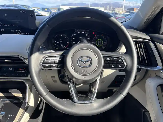 マツダ ＣＸ－６０ XD HV エクスクルーシブモダン 滋賀県 2022(令4)年 2万km ディープクリスタルブルーマイカ 純正12.3インチナビ/・Bluetooth/USB/フルセグ/BOSEプレミアムサウンド/全方位カメラ/前後ドライブレコーダー/ビルトインETC/ホワイトレザーシート/前席パワーシート/D席シートメモリー/全席シートヒーター/前席エアーシート/革巻きステアリング/ハンドルヒーター/ヘッドアップディスプレイ/パワーバックドア/ダウンヒルアシストコントロール/i・ACTIVSENSE/レーダークルコン/クルージング＆トラフィック・サポート/デイタイム・ランニング・ライト/アダプティブLEDヘッドライト/ハイビーム・コントロール・システム/アドバンスト・スマート・シティ・ブレーキ・サポート/AT誤発進抑制制御/スマート・シティ・ブレーキ・サポート/リア・クロス・トラフィック・アラート/車線逸脱警報システム/レーン・キープ・アシスト・システム/ブラインド・スポット・モニタリング/前側方接近車両検知/交通標識認識システム/電格ウィンカーミラー/プッシュスタート/スマートキー×２