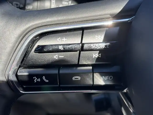 マツダ ＣＸ－６０ XD HV エクスクルーシブモダン 滋賀県 2022(令4)年 2万km ディープクリスタルブルーマイカ 純正12.3インチナビ/・Bluetooth/USB/フルセグ/BOSEプレミアムサウンド/全方位カメラ/前後ドライブレコーダー/ビルトインETC/ホワイトレザーシート/前席パワーシート/D席シートメモリー/全席シートヒーター/前席エアーシート/革巻きステアリング/ハンドルヒーター/ヘッドアップディスプレイ/パワーバックドア/ダウンヒルアシストコントロール/i・ACTIVSENSE/レーダークルコン/クルージング＆トラフィック・サポート/デイタイム・ランニング・ライト/アダプティブLEDヘッドライト/ハイビーム・コントロール・システム/アドバンスト・スマート・シティ・ブレーキ・サポート/AT誤発進抑制制御/スマート・シティ・ブレーキ・サポート/リア・クロス・トラフィック・アラート/車線逸脱警報システム/レーン・キープ・アシスト・システム/ブラインド・スポット・モニタリング/前側方接近車両検知/交通標識認識システム/電格ウィンカーミラー/プッシュスタート/スマートキー×２