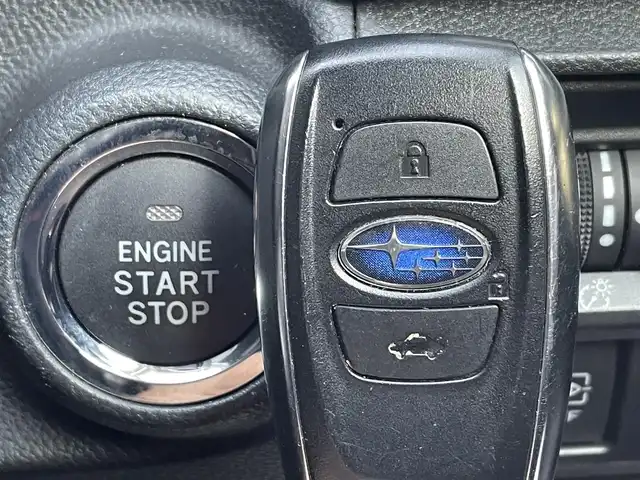 スバル フォレスター ハイブリッド アドバンス 兵庫県 2021(令3)年 5.9万km マグネタイトグレーメタリック 純正ディーラーオプションナビ/フルセグ/Bluetooth接続/CD/DVD/BD/バック、左サイド、フロントカメラ/デジタルインナーミラー/アイサイト/パワーバックドア/純正AW付冬タイヤ/ルーフレール/ETC/ハーフレザーシート/パワーシート/シートメモリー/全席シートヒーター/ステアリングヒーター/パドルシフト/オートクルーズコントロール/ステアリングリモコン