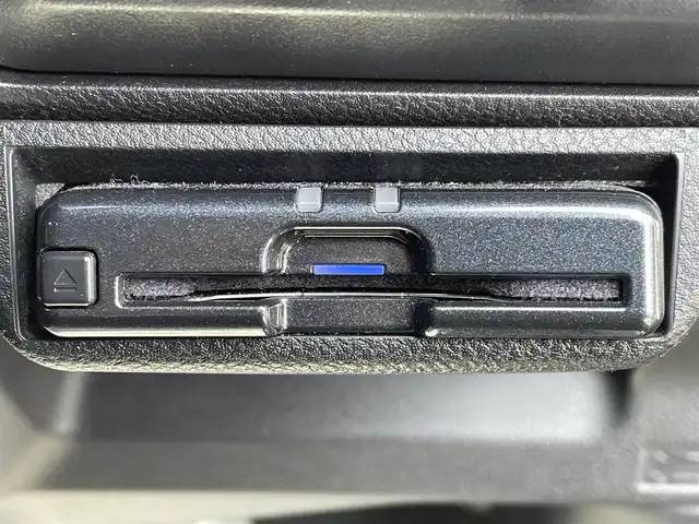 スバル フォレスター ハイブリッド アドバンス 兵庫県 2021(令3)年 5.9万km マグネタイトグレーメタリック 純正ディーラーオプションナビ/フルセグ/Bluetooth接続/CD/DVD/BD/バック、左サイド、フロントカメラ/デジタルインナーミラー/アイサイト/パワーバックドア/純正AW付冬タイヤ/ルーフレール/ETC/ハーフレザーシート/パワーシート/シートメモリー/全席シートヒーター/ステアリングヒーター/パドルシフト/オートクルーズコントロール/ステアリングリモコン