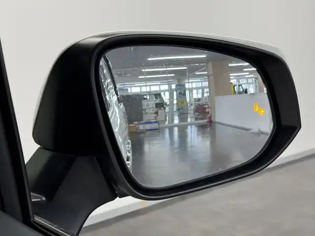 トヨタ アルファードハイブリット SR Cパッケージ 三重県 2020(令2)年 4万km ホワイトパールクリスタルシャイン ハイブリッド/E-Four（4WD）/MTモード付インパネCVT/JBLプレミアムサウンド*/純正10.5インチナビ/（FM/AM/CD/DVD/Blu-ray/SDREC/SD/USB/Bluetooth/VTR/HDMI/TV/AUX/Miracast/CarPlay/AndroidAuto）/13.3インチ 後席モニター*/パノラミックビューモニター*/モデリスタエアロ（F/S/R下）/両側パワースライドドア/ドライブレコーダー 前方/ビルトイン ETC2.0/Toyota Safety Sense/・PCS/・LTA/・【OP】BSM & RCTA*1/・パーキングサポートブレーキ（静止物・後方接近車両）/・アダプティブハイビームシステム/・レーダークルコン/・ロードサインアシスト/・インテリジェントパーキングアシスト*/など/装備/・ツインムーンルーフ*/・デジタルインナーミラー*1/・合皮シート/・パワーシート（D/N）/・エグゼクティブパワーシート（電動リクライニング＆オットマン）/・パワーバックドア/・シートヒーター、ベンチレーション（D/N）/・ステアリングヒーター/・左右＆後席独立オートエアコン/・おくだけ充電*/・3眼LEDヘッドランプ/・スマートキーx2/・保/取/ナビ取/など/*メーカーOP