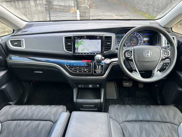 ホンダ オデッセイ ハイブリッド アブソルート・EXホンダセンジング 大阪府 2019(平31)年 2.7万km プレミアムヴィーナスブラックP BSM/11.6インチ純正ナビ(BT/フルセグ/HDMI/USB/DVD)/アラウンドビューモニター/フリップダウンモニター/レーダークルーズコントロール/衝突被害軽減システム/レーンキープアシスト/両側パワースライドドア/パワーシート/シートヒーター/ハーフレザーシート/ETC2.0/LEDヘッドライト/オートライト/オートマチックハイビーム/純正フロアマット/純正アルミホイール/スペアキー