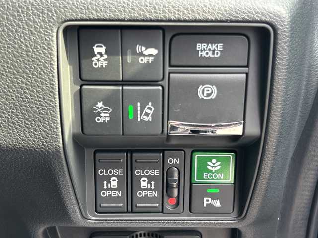 ホンダ オデッセイ ハイブリッド アブソルート・EXホンダセンジング 大阪府 2019(平31)年 2.7万km プレミアムヴィーナスブラックP BSM/11.6インチ純正ナビ(BT/フルセグ/HDMI/USB/DVD)/アラウンドビューモニター/フリップダウンモニター/レーダークルーズコントロール/衝突被害軽減システム/レーンキープアシスト/両側パワースライドドア/パワーシート/シートヒーター/ハーフレザーシート/ETC2.0/LEDヘッドライト/オートライト/オートマチックハイビーム/純正フロアマット/純正アルミホイール/スペアキー