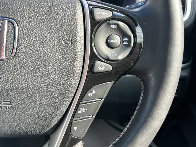 ホンダ オデッセイ ハイブリッド アブソルート・EXホンダセンジング 大阪府 2019(平31)年 2.7万km プレミアムヴィーナスブラックP BSM/11.6インチ純正ナビ(BT/フルセグ/HDMI/USB/DVD)/アラウンドビューモニター/フリップダウンモニター/レーダークルーズコントロール/衝突被害軽減システム/レーンキープアシスト/両側パワースライドドア/パワーシート/シートヒーター/ハーフレザーシート/ETC2.0/LEDヘッドライト/オートライト/オートマチックハイビーム/純正フロアマット/純正アルミホイール/スペアキー