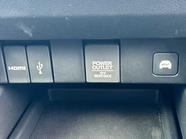 ホンダ オデッセイ ハイブリッド アブソルート・EXホンダセンジング 大阪府 2019(平31)年 2.7万km プレミアムヴィーナスブラックP BSM/11.6インチ純正ナビ(BT/フルセグ/HDMI/USB/DVD)/アラウンドビューモニター/フリップダウンモニター/レーダークルーズコントロール/衝突被害軽減システム/レーンキープアシスト/両側パワースライドドア/パワーシート/シートヒーター/ハーフレザーシート/ETC2.0/LEDヘッドライト/オートライト/オートマチックハイビーム/純正フロアマット/純正アルミホイール/スペアキー