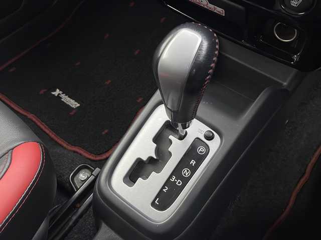 スズキ ジムニー クロスアドベンチャー 秋田県 2014(平26)年 5.5万km パールホワイト 4WD/社外SDナビ　/ワンセグTV/AM/FM/CD/DVD/特別仕様車　/運転席シートヒーター　/ETC2.0　/前後ドライブレコーダー　/ハンドルカバー　/LEDヘッドライト　/フォグランプ　/純正アルミホイール　/純正フロアマット　/リモコンキー/取扱説明書/保証書