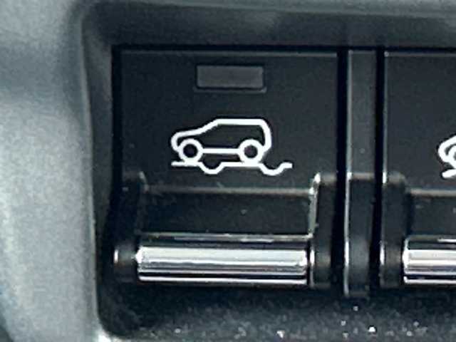 スズキ ハスラー J ターボ 三重県 2019(令1)年 3.5万km フェニックスレッドパール/ブルーイッシュブラックパール /禁煙車//社外ナビ/・フルセグ・Bluetooth・CD・DVD・SD//全方位カメラ//4WD//衝突軽減ブレーキ//車線逸脱警報//前席シートヒーター//パドルシフト//クルーズコントロール//ビルトインETC//アイドリングストップ//革巻きステアリング//ステアリングスイッチ//純正フロアマット//フォグランプ//オートライト//プッシュスタート//スマートキー