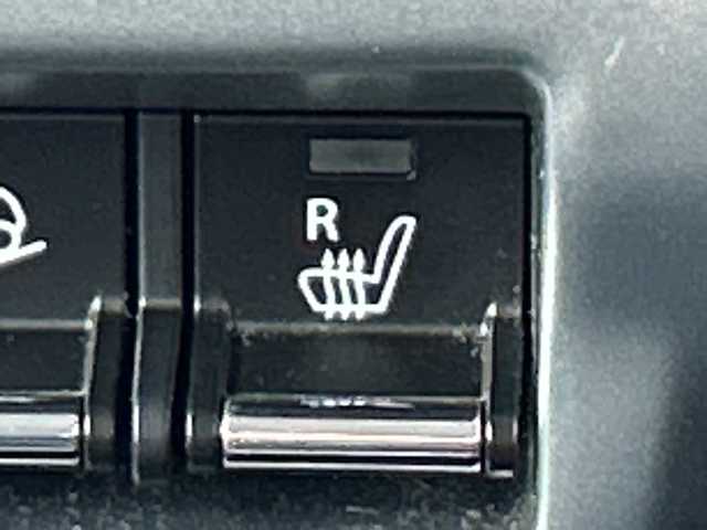 スズキ ハスラー J ターボ 三重県 2019(令1)年 3.5万km フェニックスレッドパール/ブルーイッシュブラックパール /禁煙車//社外ナビ/・フルセグ・Bluetooth・CD・DVD・SD//全方位カメラ//4WD//衝突軽減ブレーキ//車線逸脱警報//前席シートヒーター//パドルシフト//クルーズコントロール//ビルトインETC//アイドリングストップ//革巻きステアリング//ステアリングスイッチ//純正フロアマット//フォグランプ//オートライト//プッシュスタート//スマートキー