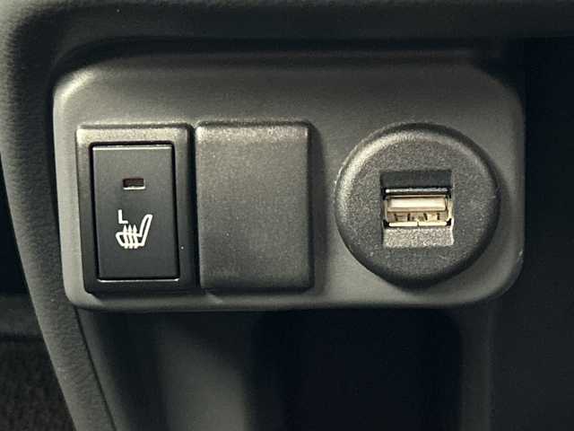 スズキ ハスラー J ターボ 三重県 2019(令1)年 3.5万km フェニックスレッドパール/ブルーイッシュブラックパール /禁煙車//社外ナビ/・フルセグ・Bluetooth・CD・DVD・SD//全方位カメラ//4WD//衝突軽減ブレーキ//車線逸脱警報//前席シートヒーター//パドルシフト//クルーズコントロール//ビルトインETC//アイドリングストップ//革巻きステアリング//ステアリングスイッチ//純正フロアマット//フォグランプ//オートライト//プッシュスタート//スマートキー