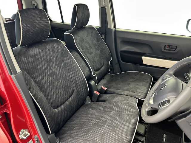 スズキ ハスラー J ターボ 三重県 2019(令1)年 3.5万km フェニックスレッドパール/ブルーイッシュブラックパール /禁煙車//社外ナビ/・フルセグ・Bluetooth・CD・DVD・SD//全方位カメラ//4WD//衝突軽減ブレーキ//車線逸脱警報//前席シートヒーター//パドルシフト//クルーズコントロール//ビルトインETC//アイドリングストップ//革巻きステアリング//ステアリングスイッチ//純正フロアマット//フォグランプ//オートライト//プッシュスタート//スマートキー