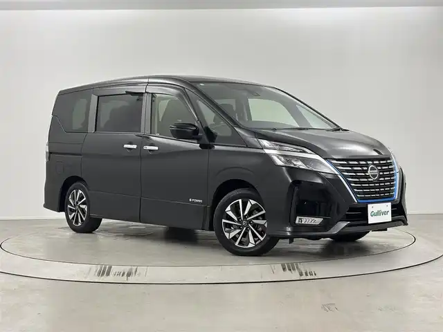 日産 セレナ e－パワー ハイウェイスター V 埼玉県 2020(令2)年 7.4万km ダイヤモンドブラック 両側パワースライドドア/純正ナビ/(CD/DVD/Bluetooth/フルセグ)/全方位カメラ/前方ドラレコ（DJ4-D）/ETC/コーナーセンサー/衝突軽減ブレーキ/LEDオートライト/レーンキープアシスト/クルーズコントロール/純正フロアマット/純正16インチアルミホイール