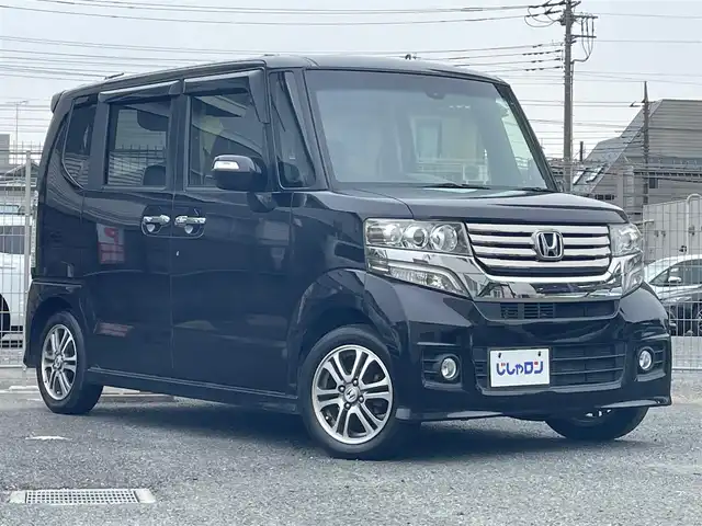 ホンダ Ｎ ＢＯＸ カスタム G SSパッケージ 埼玉県 2014(平26)年 8万km プレミアムゴールドパープルパール (株)IDOMが運営する【じしゃロン川越店】の自社ローン専用車両になります。こちらは現金またはオートローンご利用時の価格です。自社ローンご希望の方は別途その旨お申付け下さい/ワンオーナー/純正ナビ(VXM-145VFi)/(フルセグ/CD/DVD/Bluetooth)/バックカメラ /両側パワースライドドア/シティブレーキアクティブシステム/ＨＩＤ/ＥＴＣ /純正14インチアルミホイール/スマートキー