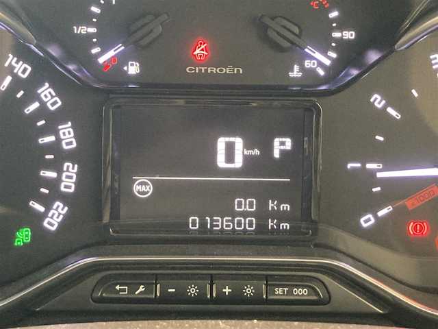 シトロエン Ｃ３ エアクロス シャイン ブルーHDi 熊本県 2022(令4)年 1.4万km グレー 純正ディスプレイオーディオ（AppleCarPlay、Bluetooth）/360°カメラ/ハーフレザーシート/コーナーセンサー/純正16インチアルミホイール/LEDヘッドライト/衝突軽減ブレーキ/BSM/ACC/インテリジェントハイビーム/ETC