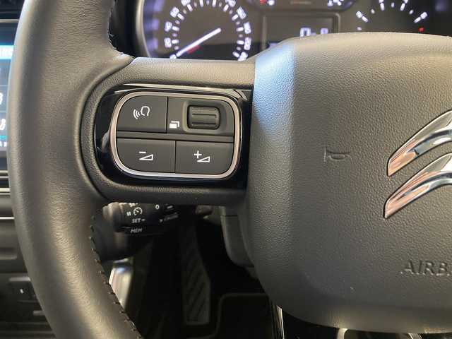 シトロエン Ｃ３ エアクロス シャイン ブルーHDi 熊本県 2022(令4)年 1.4万km グレー 純正ディスプレイオーディオ（AppleCarPlay、Bluetooth）/360°カメラ/ハーフレザーシート/コーナーセンサー/純正16インチアルミホイール/LEDヘッドライト/衝突軽減ブレーキ/BSM/ACC/インテリジェントハイビーム/ETC