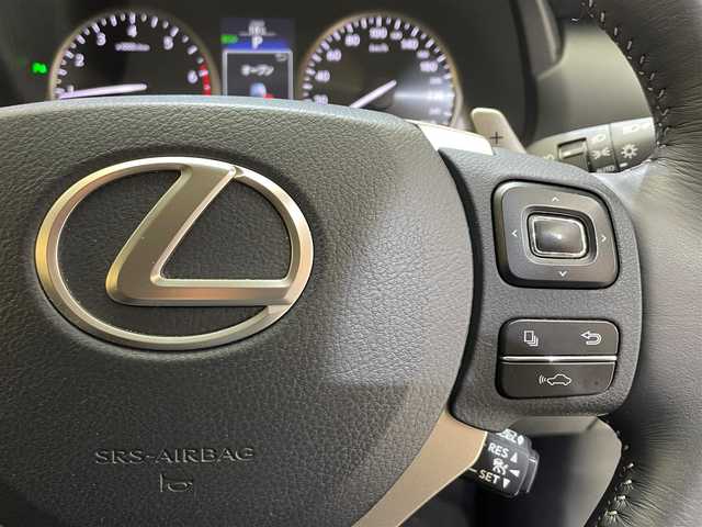 レクサス ＮＸ 200t Iパッケージ 岩手県 2014(平26)年 7万km ソニッククォーツ ガラスルーフ/ターボ/アイドリングストップ/横滑り防止装置/クルーズコントロール/衝突被害軽減システム/コーナーセンサー/合皮シート/パワーシート/シートヒーター/ステアリングヒーター/純正ナビ/フルセグTV/Blu-ray再生/ETC/AC100V/LEDヘッドライト/社外アルミホイール