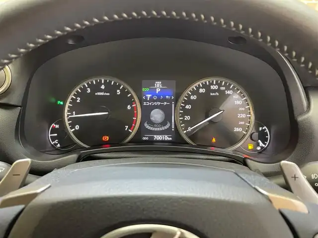 レクサス ＮＸ 200t Iパッケージ 岩手県 2014(平26)年 7万km ソニッククォーツ ガラスルーフ/ターボ/アイドリングストップ/横滑り防止装置/クルーズコントロール/衝突被害軽減システム/コーナーセンサー/合皮シート/パワーシート/シートヒーター/ステアリングヒーター/純正ナビ/フルセグTV/Blu-ray再生/ETC/AC100V/LEDヘッドライト/社外アルミホイール