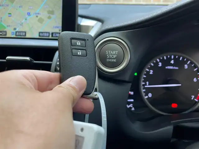 レクサス ＮＸ 200t Iパッケージ 岩手県 2014(平26)年 7万km ソニッククォーツ ガラスルーフ/ターボ/アイドリングストップ/横滑り防止装置/クルーズコントロール/衝突被害軽減システム/コーナーセンサー/合皮シート/パワーシート/シートヒーター/ステアリングヒーター/純正ナビ/フルセグTV/Blu-ray再生/ETC/AC100V/LEDヘッドライト/社外アルミホイール