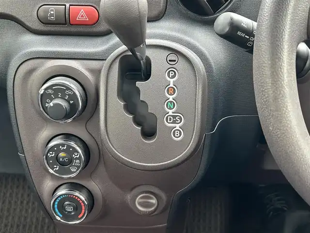 トヨタ ポルテ F 愛知県 2015(平27)年 8万km ホワイトパールクリスタルシャイン スマートキー/プッシュスタート/純正ナビ/TV/BT/バックカメラ/ETC/純正フロアマット/純正ドアバイザー