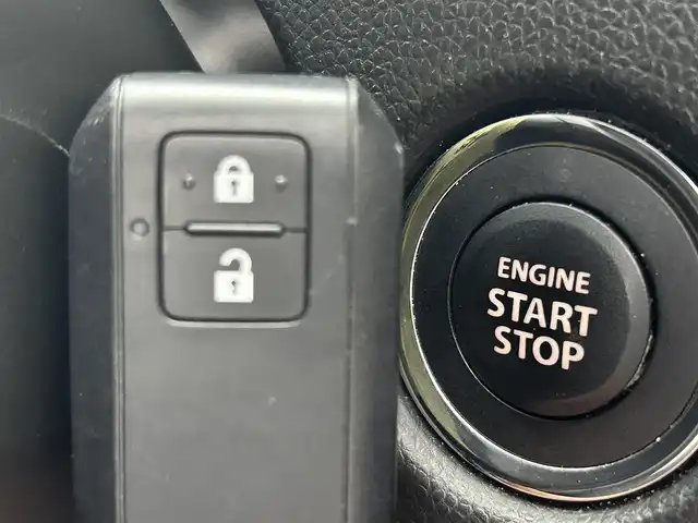 スズキ ワゴンＲ HYBRID FZ リミテッド 熊本県 2018(平30)年 3万km フェニックスレッドパール 純正7型メモリーナビAVIC-RW901(フルセグテレビ・Bluetooth接続・USB）/全方位カメラ/純正前方ドライブレコーダー/ビルトインETC/前席シートヒーター/衝突軽減ブレーキ/レーンキープアシスト/横滑り防止/アイドリングストップ/ヘッドアップディスプレイ/純正フロアマット/純正15インチアルミホイール/ドアバイザー/オートライト/LEDヘッドライト/電動格納ミラー/プッシュスタート/スマートキー