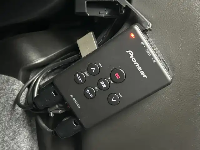 スズキ ワゴンＲ HYBRID FZ リミテッド 熊本県 2018(平30)年 3万km フェニックスレッドパール 純正7型メモリーナビAVIC-RW901(フルセグテレビ・Bluetooth接続・USB）/全方位カメラ/純正前方ドライブレコーダー/ビルトインETC/前席シートヒーター/衝突軽減ブレーキ/レーンキープアシスト/横滑り防止/アイドリングストップ/ヘッドアップディスプレイ/純正フロアマット/純正15インチアルミホイール/ドアバイザー/オートライト/LEDヘッドライト/電動格納ミラー/プッシュスタート/スマートキー