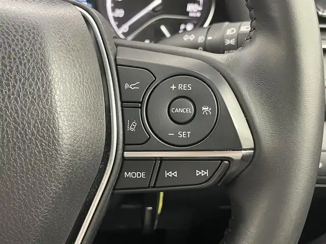 トヨタ カムリ G レザーパッケージ 埼玉県 2020(令2)年 1.9万km アティチュードブラックマイカ 純正ディスプレイオーディオ　バックカメラ　ＢＳＭ　ＨＵＤ　セーフティセンス　ビルトインＥＴＣ　レーダークルーズ　シートヒーター　純正アルミ　オートブレーキホールド　オートハイビーム　ＬＥＤライト